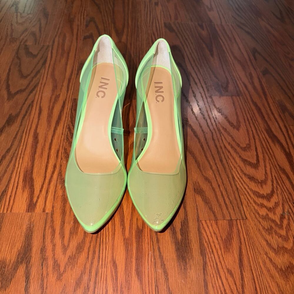 NEON Green I.N.C. High Heels Size 8M